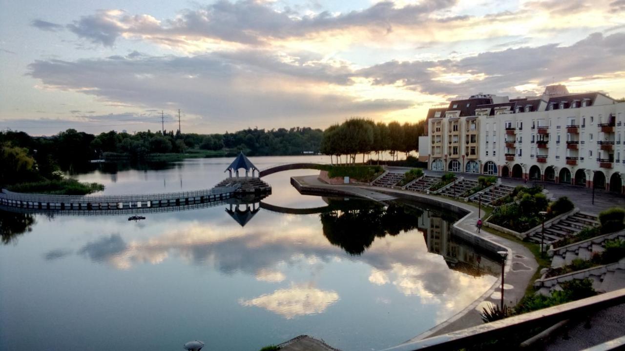 Vue Exceptionnelle Sur Le Lac Créteil Exterior foto